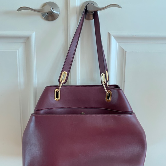 KARL LAGERFELD DEEP PLUM WITH BOW PURSE - Picture 3 of 4